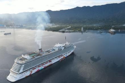 Menjelajahi Manfaat Kapal Pesiar yang Berlabuh di Pelabuhan Celukanbawang